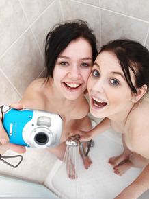 Lesbian teen Ester B invited her girlfriend for a nice naked selfie