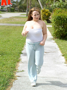 Hot chubby Kerra Dawson jogs braless and lets BF suck her huge tits