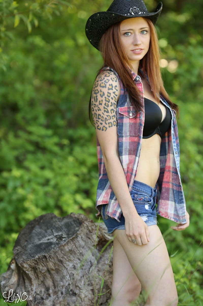 Hot amateur Lily Xo is pure tease in slutty farm girl clothes photo pic